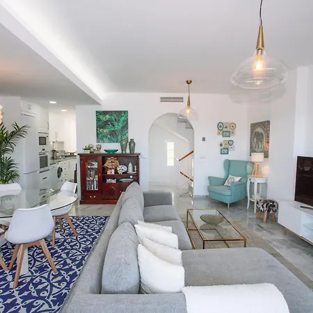 Holiday home Precioso Adosado Con Jacuzzi En Marina Del *